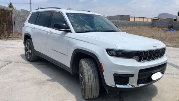Jeep Grand Cherokee L  limited Lujo   7 Pasaj  V6  Aut 4x2 2024